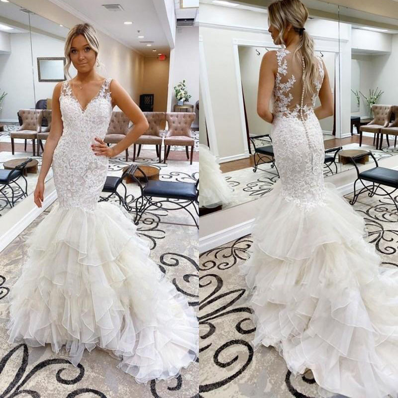 Gorgeous V Neck Sleeveless Mermaid Wedding Dresses Plus Size Cascading Ruffles Lace Bridal Gowns robes de mariée Vestido De Novia
