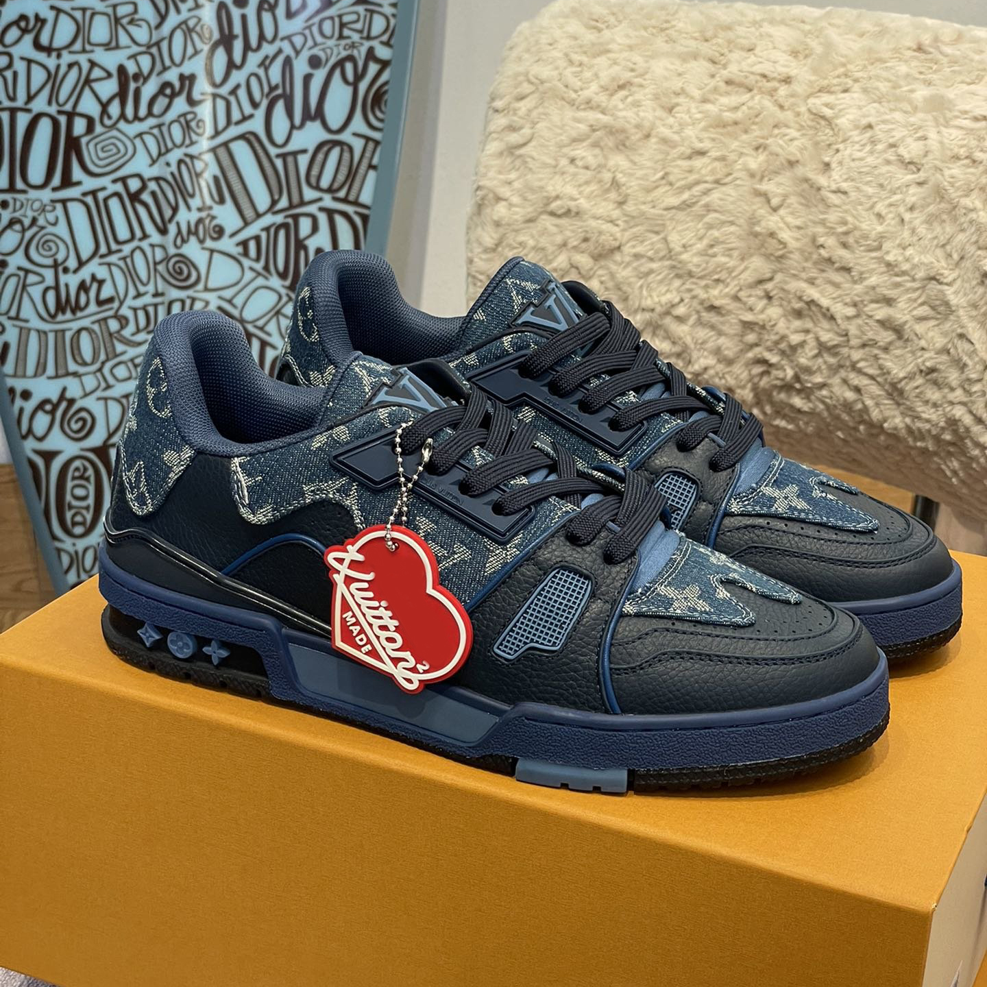 top qulity Sports Fashion Men's Shoes Fashion Luxury Casual Brand Comfortable Breathable Sneakers with box dust bag size38-45, As picture
top qulity Sports Fashion Men's Shoes Fashion Luxury Casual Brand Comfortable Breathable Sneakers with box dust bag size38-45, As picture