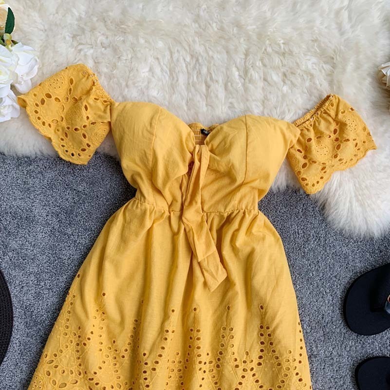 New Sexy Strapless White Dress Vneck Padded Stretchy Back Women Summer Offshoulder Fairy Mini Vestidos hollow lace Vneck back T200319