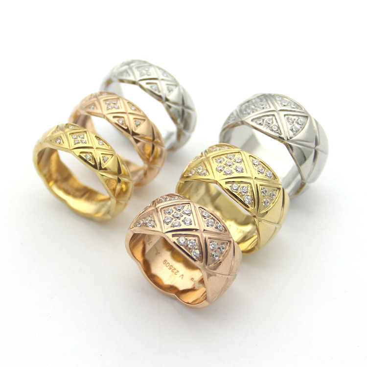 Europe America Hot Sale Fashion Men Lady Women Titanium Steel Engraved Plaid Settings Diamond Lovers Rings US6-US9
Europe America Hot Sale Fashion Men Lady Women Titanium Steel Engraved Plaid Settings Diamond Lovers Rings US6-US9