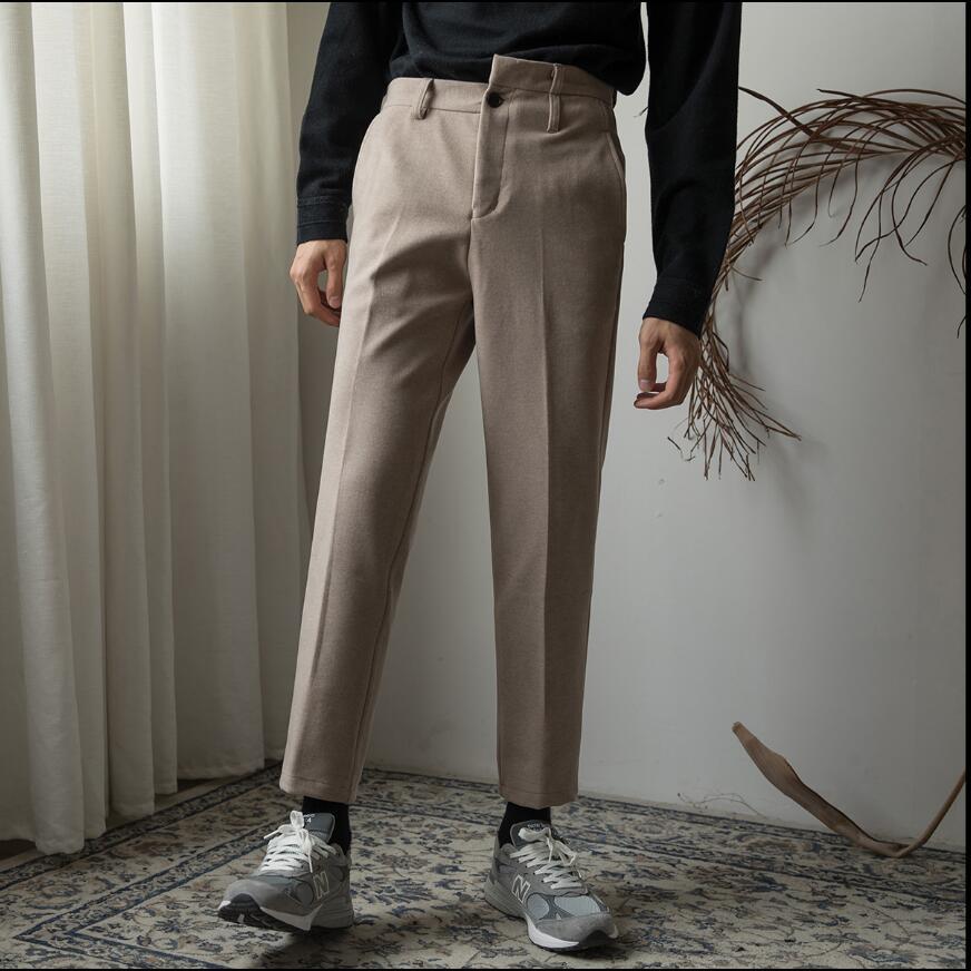 2020 and New High Low Suit Lost Nine Male Personality Trend in Straight Line Wool Singing Pants Clothes 8evs, Khaki.
2020 and New High Low Suit Lost Nine Male Personality Trend in Straight Line Wool Singing Pants Clothes 8evs, Khaki.