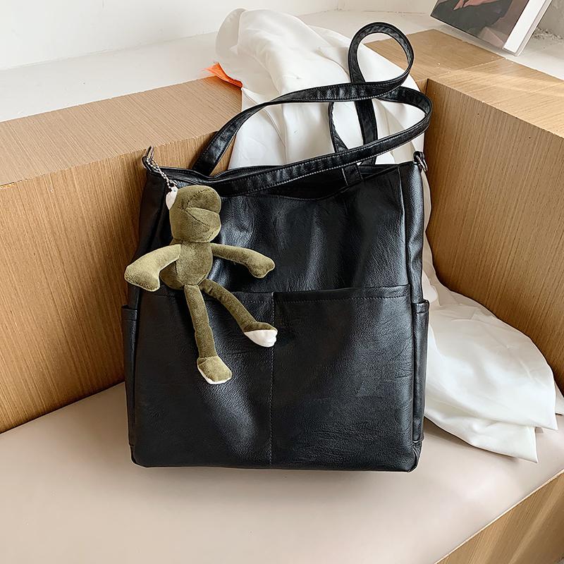 Fashion Designer High Capacity Bag Women Frog Shoulder Bag Shopping Tote Bags Solid Leather Lady Casual Messenger Handbag, Black
Fashion Designer High Capacity Bag Women Frog Shoulder Bag Shopping Tote Bags Solid Leather Lady Casual Messenger Handbag, Black