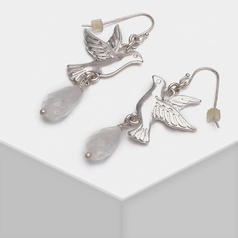 Amorita boutique Golden bird pendant earrings