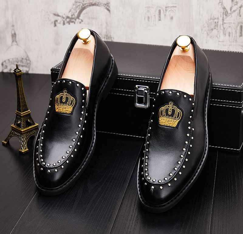 Hot Sale Genuine leather mens shoes Men's oxfords Embroidery crown business dress shoe for men black white Groom shoes wedding party shoes