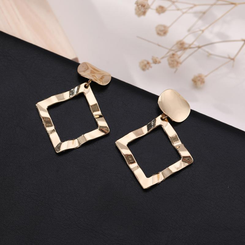 Fashion Earrings Large For Women Earrings Square Golden Color Metal Zinc Alloy Pendant Trend Fashion Jewelry
Fashion Earrings Large For Women Earrings Square Golden Color Metal Zinc Alloy Pendant Trend Fashion Jewelry