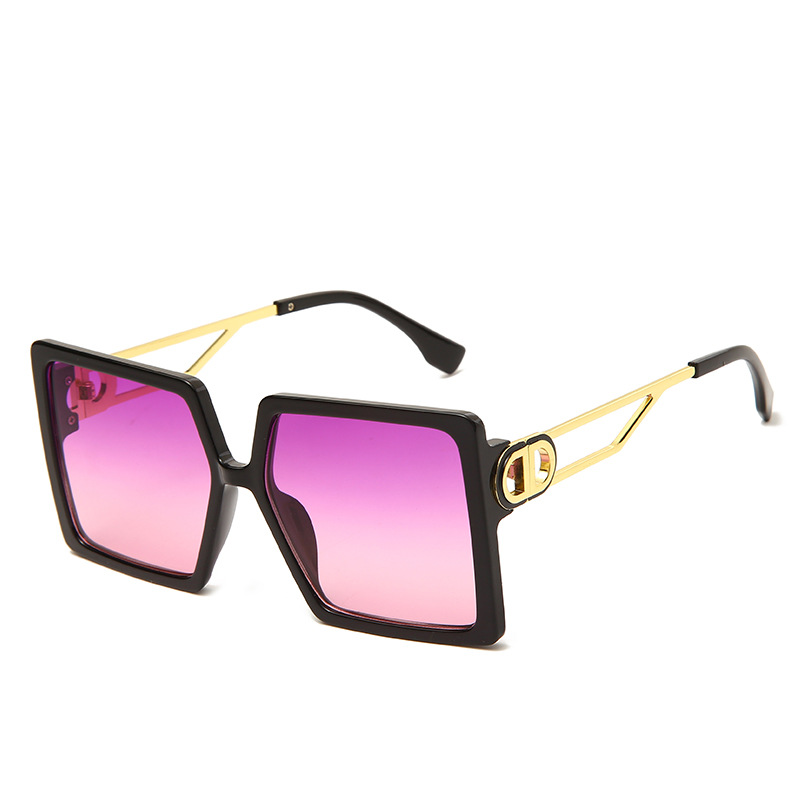 High Quality Womans Sunglasses Luxury Mens Sun glasses UV Protection men Designer eyeglass Gradient Metal hinge Fashion women spectacles with boxs glitter2009 H81
High Quality Womans Sunglasses Luxury Mens Sun glasses UV Protection men Designer eyeglass Gradient Metal hinge Fashion women spectacles with boxs glitter2009 H81