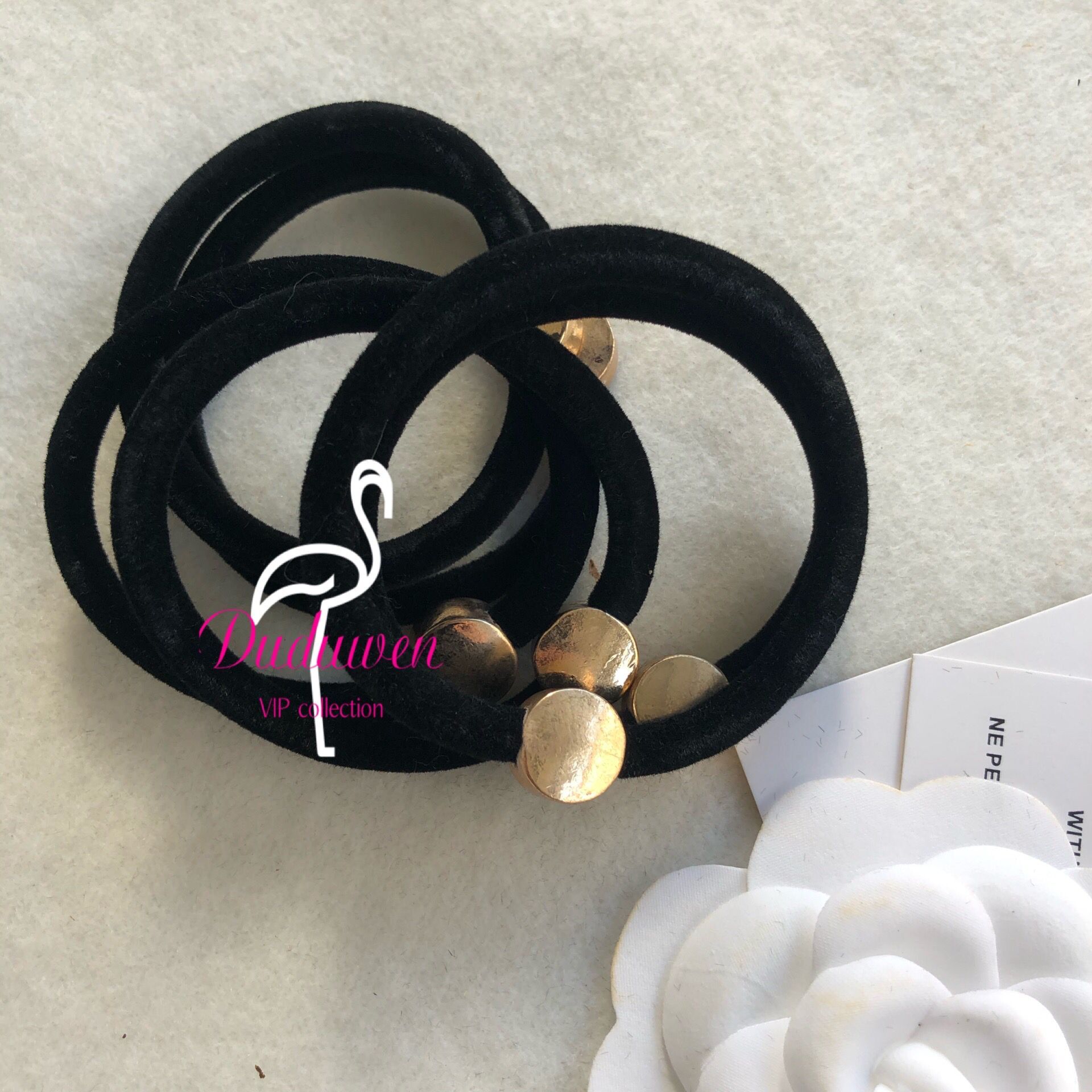 veet meterail round metal engraved 2C elasitc band fashion tie classic hair rope V gift collection accessories use as brace