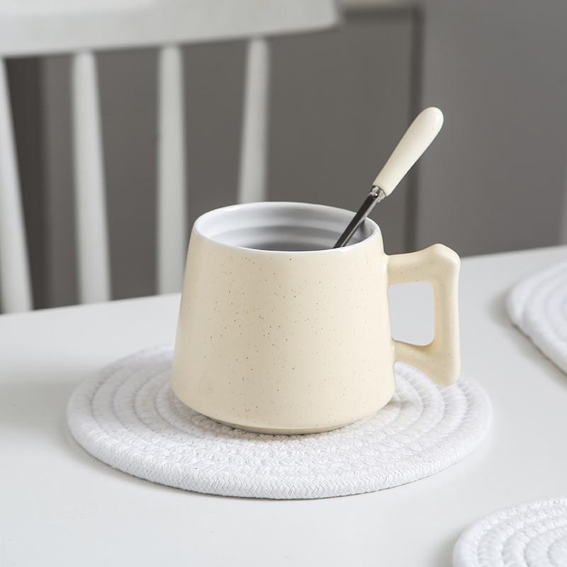Absorbent Braided Cup Coasters Handmade Cotton Rope Round Coasters Hot Pads for Table Desk Protection B88
Absorbent Braided Cup Coasters Handmade Cotton Rope Round Coasters Hot Pads for Table Desk Protection B88