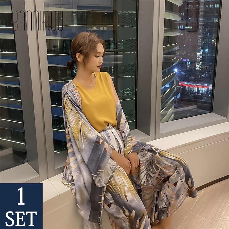 BANNIROU Women Sets Pajamas Autumn Printed Pyjamas Set Viscose Christmas Female Night Suits Pyjamas Sets 4 Piece 201113, Beige
BANNIROU Women Sets Pajamas Autumn Printed Pyjamas Set Viscose Christmas Female Night Suits Pyjamas Sets 4 Piece 201113, Beige