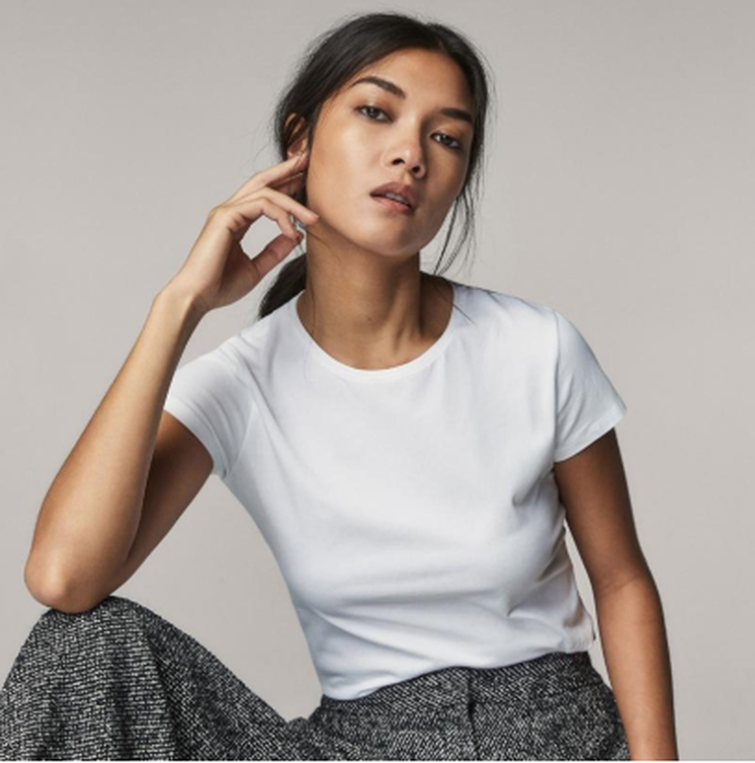 2021 Brand New Summer Women's T Shirt Short Sleeves Cotton Tight-fitting Solid Color T-shirt for Female Tops Tshirt kg-284, Sapphire blue
2021 Brand New Summer Women's T Shirt Short Sleeves Cotton Tight-fitting Solid Color T-shirt for Female Tops Tshirt kg-284, Sapphire blue