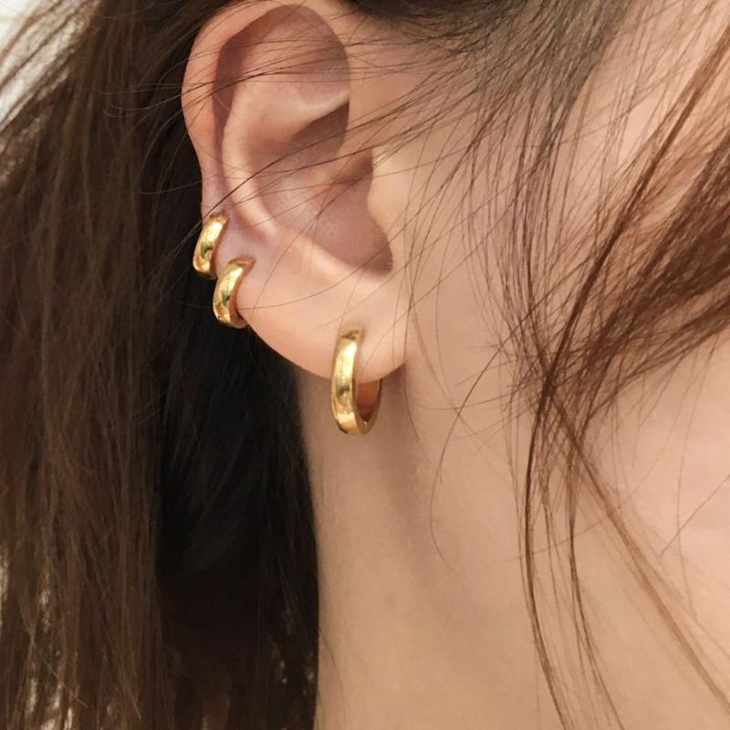 Simple Design Circle Round Small Hoop Earrings for Women Fashion Gold Color Metal Piercing Huggies Minimalist Earrings Jewelry
Simple Design Circle Round Small Hoop Earrings for Women Fashion Gold Color Metal Piercing Huggies Minimalist Earrings Jewelry