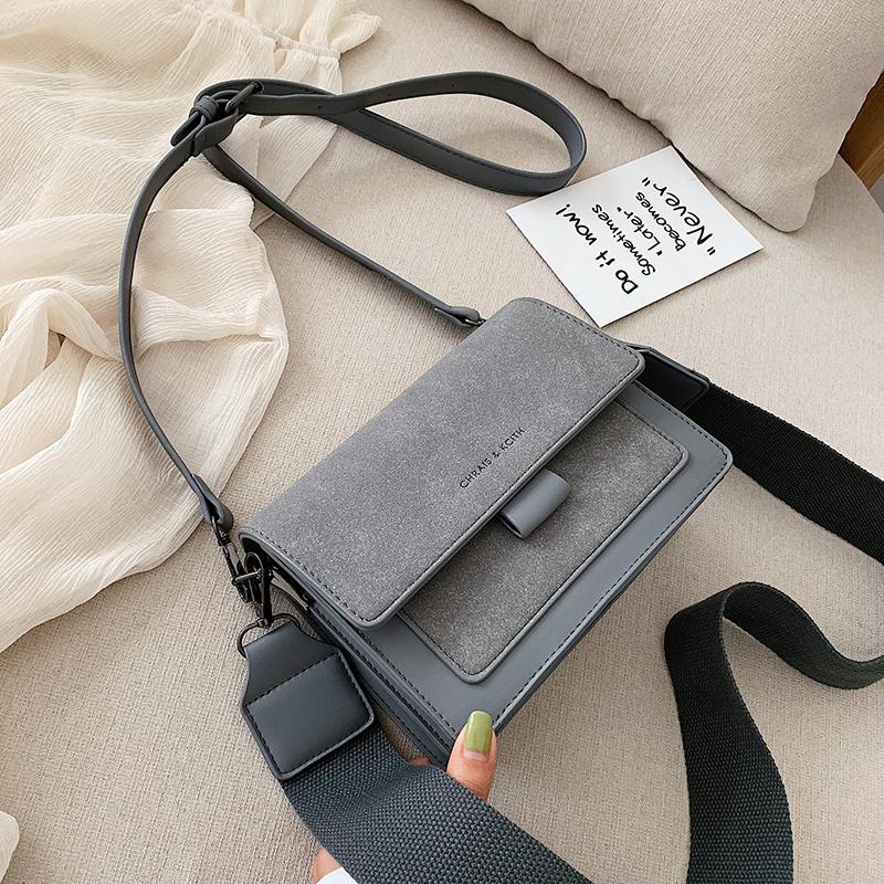 Shoulder Bags 2021 Bag Luxury Designer Women Handbags Small Female Mobile Phone Fashion Ladies Messenger Gray Purse, Beige
Shoulder Bags 2021 Bag Luxury Designer Women Handbags Small Female Mobile Phone Fashion Ladies Messenger Gray Purse, Beige