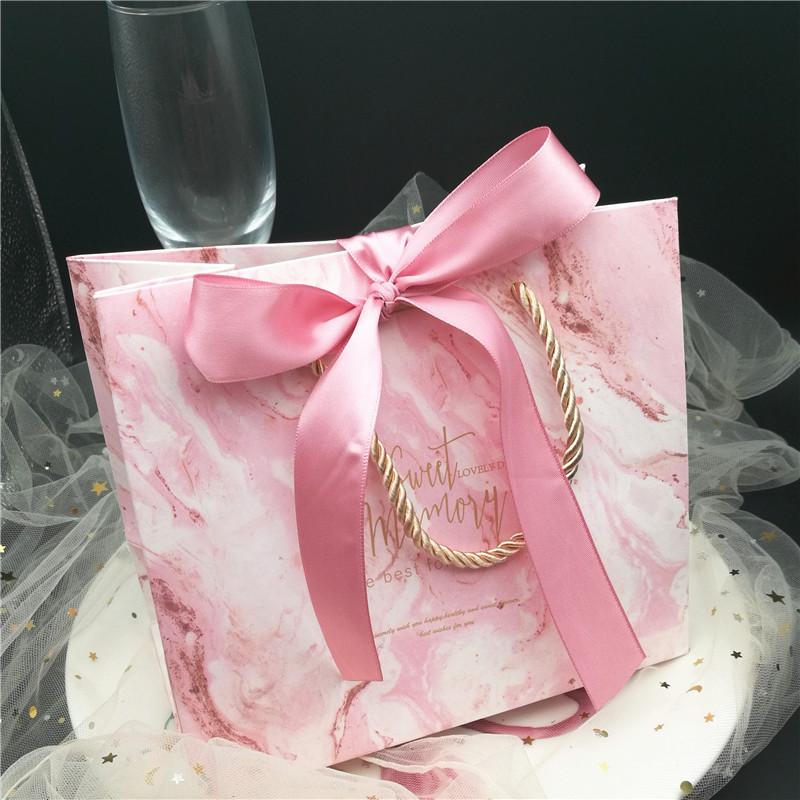 2020 Hot Sell Wedding Favors Candy Boxes Party Gift Bags Thank You Wedding Favors Gift Box Package Birthday Party Favor Bags
2020 Hot Sell Wedding Favors Candy Boxes Party Gift Bags Thank You Wedding Favors Gift Box Package Birthday Party Favor Bags