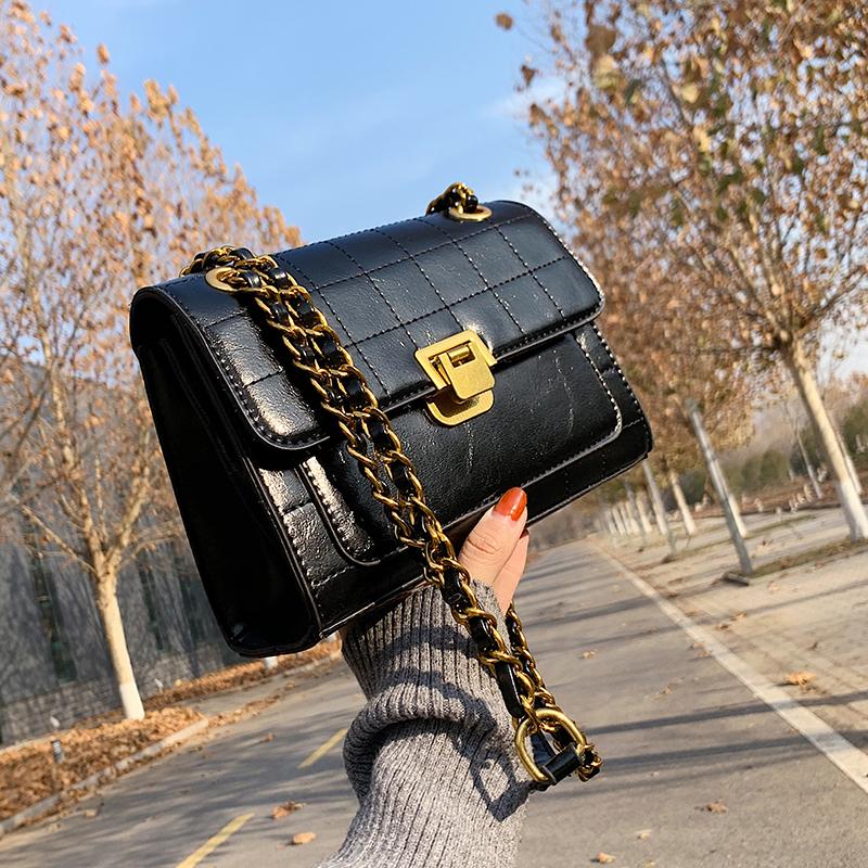 Trend Alligator Pattern Lock Tote Bag with Chain Women Classic PU Designer Shoulder Handbag Female All-match Small Diagonal Bags, Black
Trend Alligator Pattern Lock Tote Bag with Chain Women Classic PU Designer Shoulder Handbag Female All-match Small Diagonal Bags, Black