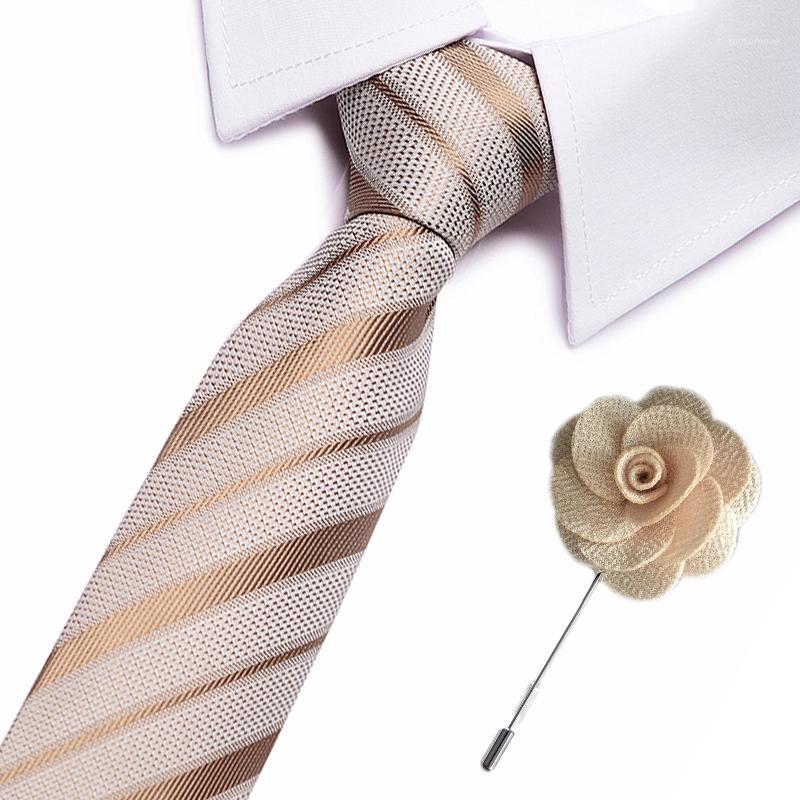 40Style Neck Tie Men Skinny necktie wedding ties Gold striped Silk fashion Mens Business Bowtie Shirt Accessories free brooch1
40Style Neck Tie Men Skinny necktie wedding ties Gold striped Silk fashion Mens Business Bowtie Shirt Accessories free brooch1