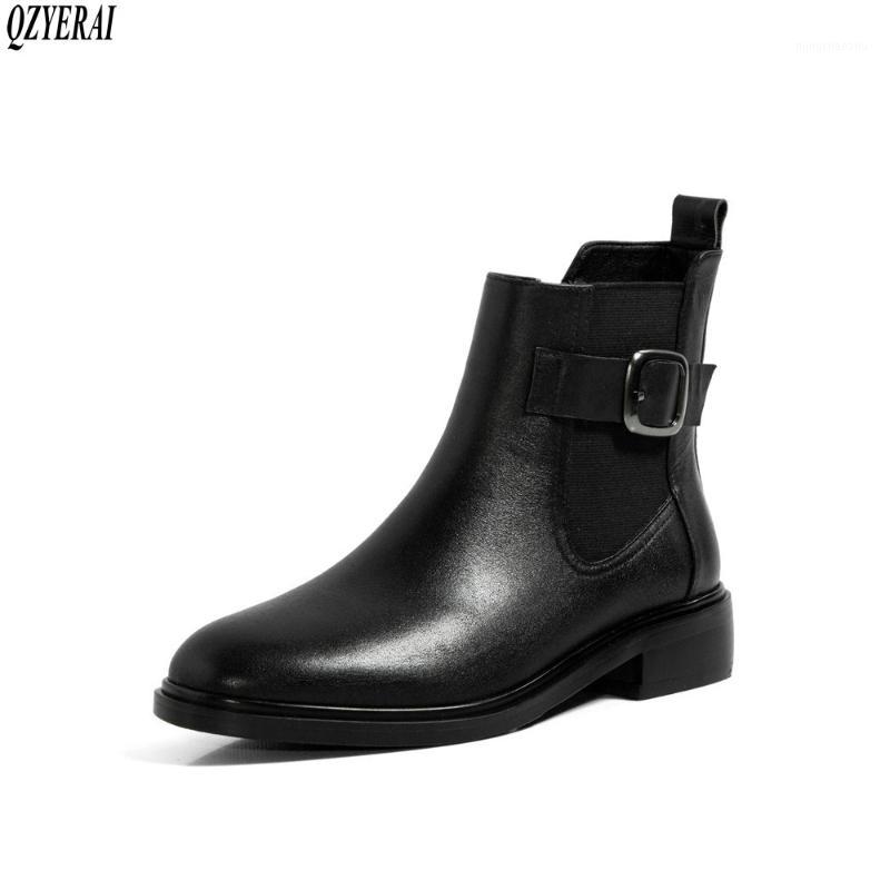 QZYERAI New winter Genuine leather Women boots fashion Female boots keep warm snow Women shoes Size 34-421, Black
QZYERAI New winter Genuine leather Women boots fashion Female boots keep warm snow Women shoes Size 34-421, Black