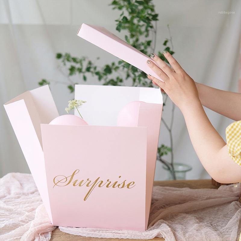 1pcs/lot Girlfriend surprise gift paper box for new year romantic wedding party Flower balloon gift box party decor1
1pcs/lot Girlfriend surprise gift paper box for new year romantic wedding party Flower balloon gift box party decor1