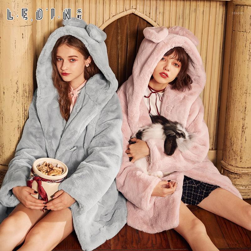 Korean version of fur coat female 2020 new winter long section of imitation fur thickening hooded coat Faux-fur-coat1, Gray
Korean version of fur coat female 2020 new winter long section of imitation fur thickening hooded coat Faux-fur-coat1, Gray