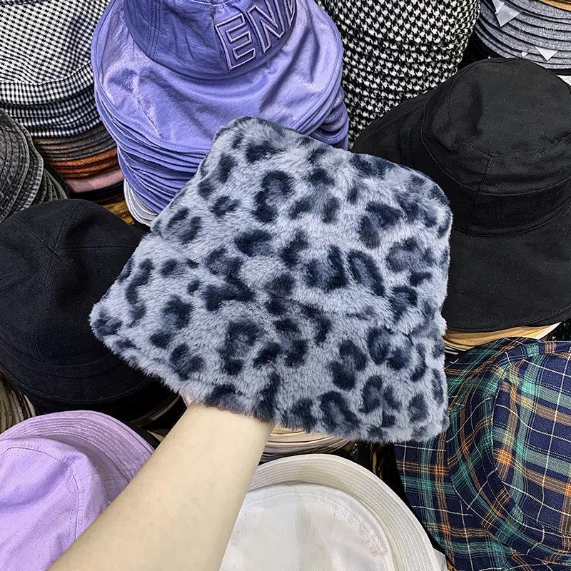 Hat Women Winter New Leopard Print Plush Basin Hat Warm Short Brim Fisherman1, Beige
Hat Women Winter New Leopard Print Plush Basin Hat Warm Short Brim Fisherman1, Beige
