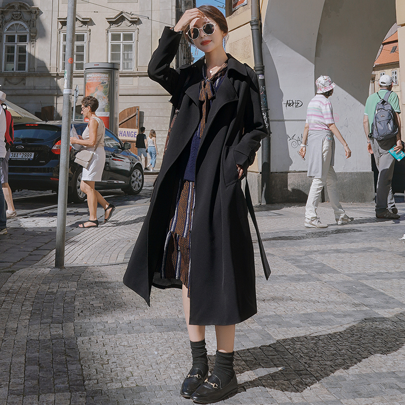 2021 New Female Blunder New Korean Spring Long Lapel Down Straight Fashion Black Quality Casual Trench Coat P1 Qynk
2021 New Female Blunder New Korean Spring Long Lapel Down Straight Fashion Black Quality Casual Trench Coat P1 Qynk