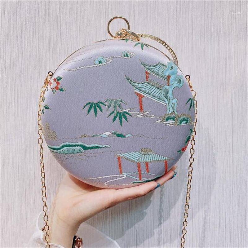 2020 embroidery Landscape evening clutch bags pearl hasp Chinese style banquet wallets mini purse drop shipping MN15561, Style 1
2020 embroidery Landscape evening clutch bags pearl hasp Chinese style banquet wallets mini purse drop shipping MN15561, Style 1