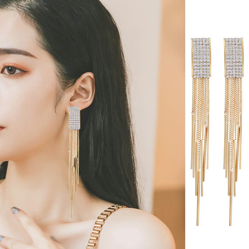 Korean Elegant Dangle Earring For Woman Rhinestone Earring Tassel Square Gold Color Fashion Jewelry
Korean Elegant Dangle Earring For Woman Rhinestone Earring Tassel Square Gold Color Fashion Jewelry