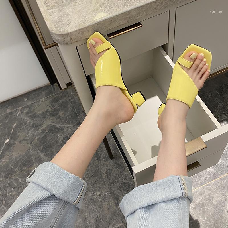 2020 Newest High Quality Women Slides Square Toe Low Heel Slippers Summer Outdoor Beach Non-Slip Sandals Female Shoes Big Size1, Yellow
2020 Newest High Quality Women Slides Square Toe Low Heel Slippers Summer Outdoor Beach Non-Slip Sandals Female Shoes Big Size1, Yellow
