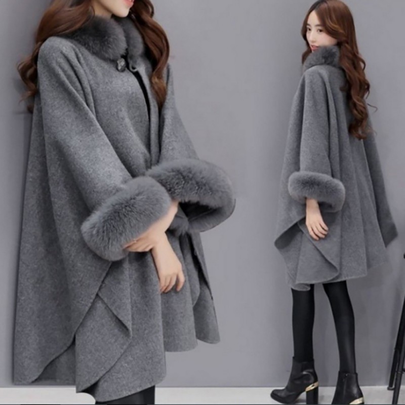Winter Coat Ponchos Capes Women 2019 Christmas Fashion Flare Sleeve Faux Fur Collar Wool Cloak Cape Coat Poncho Long Overcoat T200114