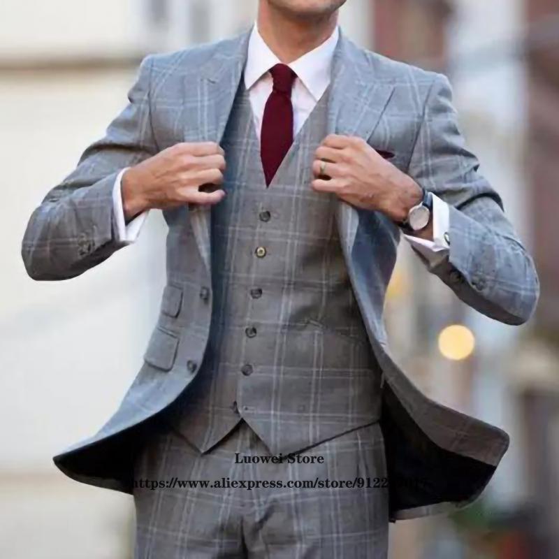 Men's Suits & Blazers Classic Big Plaid Mens Casual Formal Business Blazer Vintage Wedding Groom 2 Piece Sets Costume Homme (Jacket+Vest+Pan, Red
Men's Suits & Blazers Classic Big Plaid Mens Casual Formal Business Blazer Vintage Wedding Groom 2 Piece Sets Costume Homme (Jacket+Vest+Pan, Red