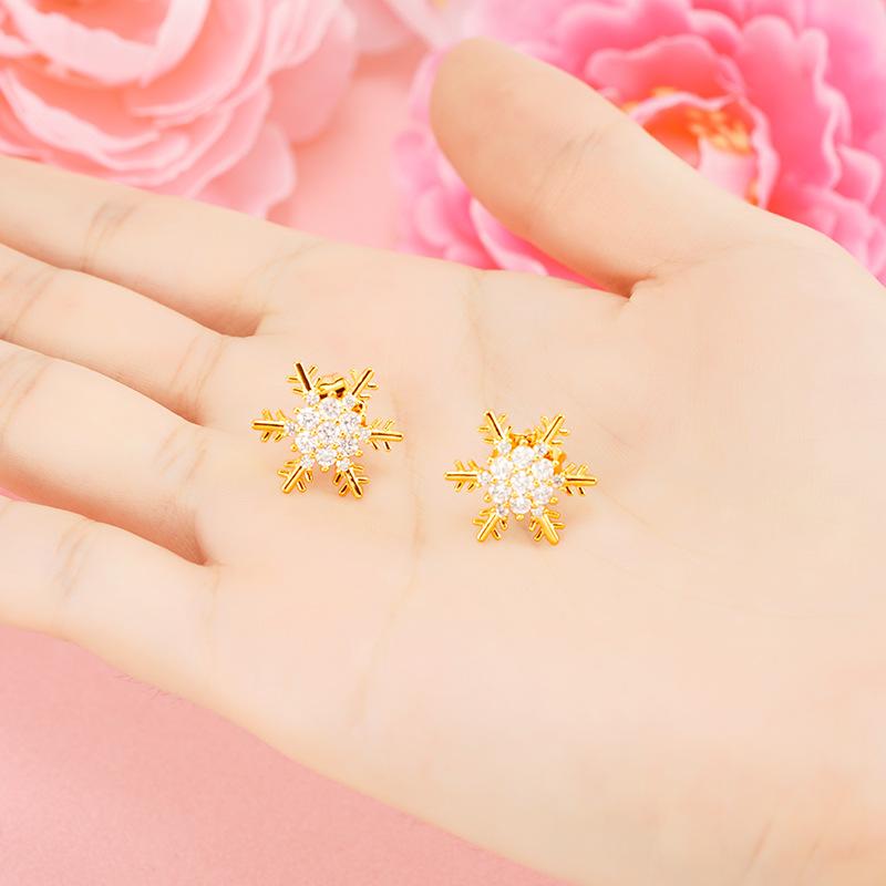 Fashion 24K gold snowflower shape Stud Earrings For Women White Zirconia Earrings Wedding Party Jewelry Earings Bijoux
Fashion 24K gold snowflower shape Stud Earrings For Women White Zirconia Earrings Wedding Party Jewelry Earings Bijoux