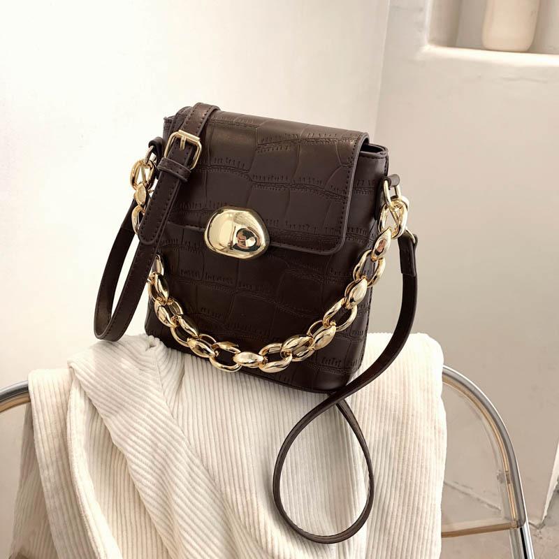 Popular Women's Small Bags 2021 Spring New Trendy Fashion Messenger Bag Wild Net Red Shoulder Bag Casual Western Style, Black
Popular Women's Small Bags 2021 Spring New Trendy Fashion Messenger Bag Wild Net Red Shoulder Bag Casual Western Style, Black