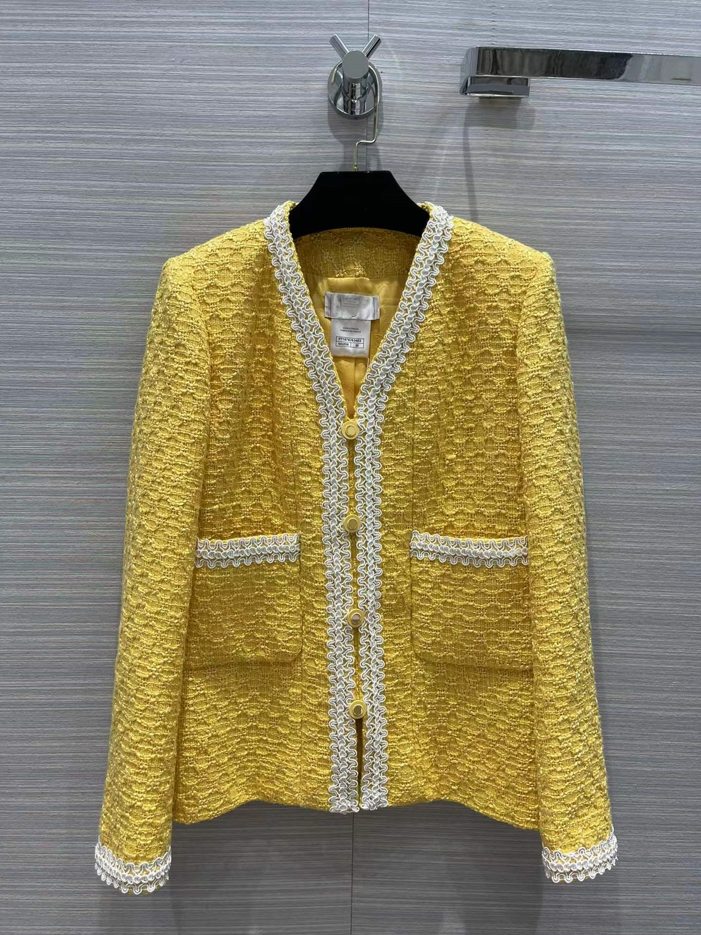2022 Spring Summer Milan Runway Jackets V Neck Long Sleeve Women' Outerwear High End Jacquard Cardigan Designer Coats 0226-4, Yellow
2022 Spring Summer Milan Runway Jackets V Neck Long Sleeve Women' Outerwear High End Jacquard Cardigan Designer Coats 0226-4, Yellow