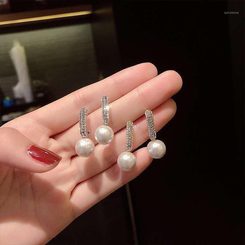 Women's Earring Fashion Lovely Pearl Dangle Earrings Girl Small Simplicity Rhinestone Earrings for Women Jewelry Accessories1
Women's Earring Fashion Lovely Pearl Dangle Earrings Girl Small Simplicity Rhinestone Earrings for Women Jewelry Accessories1
