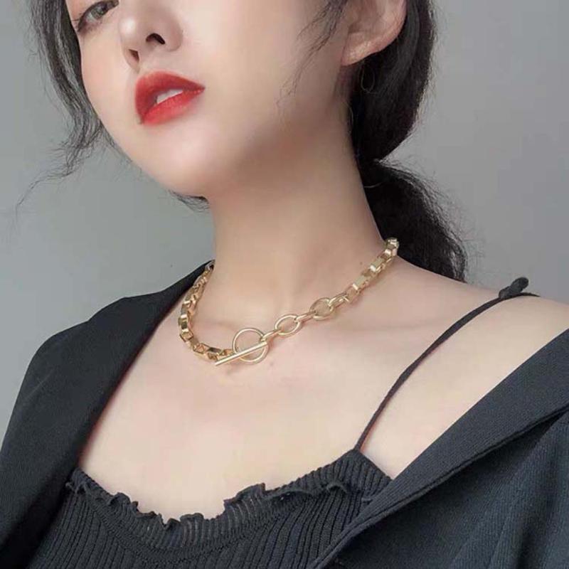 2020 New Trend Hip hop Oval Thick Chain Metal Ball Chain Necklace for Men Women Girls Party Jewelry Gift
2020 New Trend Hip hop Oval Thick Chain Metal Ball Chain Necklace for Men Women Girls Party Jewelry Gift