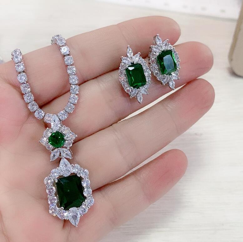Choucong Brand New Unique Bridal Jewelry Set White Gold Fill Emerald Gemstones Wedding Party Stud Earring Tennies Necklace Gift