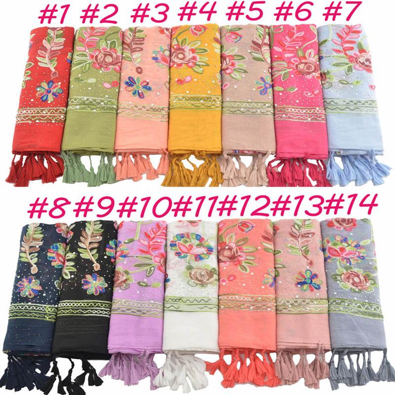Winter 2021 muslim embroidery tassel flower scarf big size,glitter hijab with pearl,Cotton floral embroidery scarf,bohemian wrap
Winter 2021 muslim embroidery tassel flower scarf big size,glitter hijab with pearl,Cotton floral embroidery scarf,bohemian wrap
