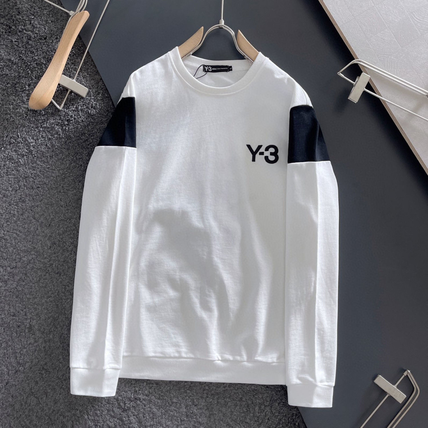 Men sweatshirt yamamoto Embroidered Signature Cotton Casual Top y3 Round Neck Long Sleeve Sweater hoodie, White
Men sweatshirt yamamoto Embroidered Signature Cotton Casual Top y3 Round Neck Long Sleeve Sweater hoodie, White