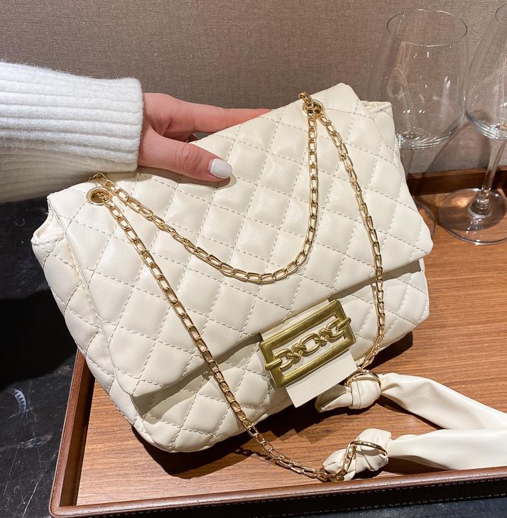 Small Bag Handbags 2021 New Fashion Small Fragrance Lingge European And American Retro Chain Large Capacity Shoulder Messenger Bag, Black
Small Bag Handbags 2021 New Fashion Small Fragrance Lingge European And American Retro Chain Large Capacity Shoulder Messenger Bag, Black