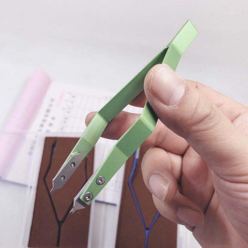 Free Shipping 1 PC Stainless Steel 7825 V Type Watch Spring Bar Tweezers for Watch Repair1
Free Shipping 1 PC Stainless Steel 7825 V Type Watch Spring Bar Tweezers for Watch Repair1