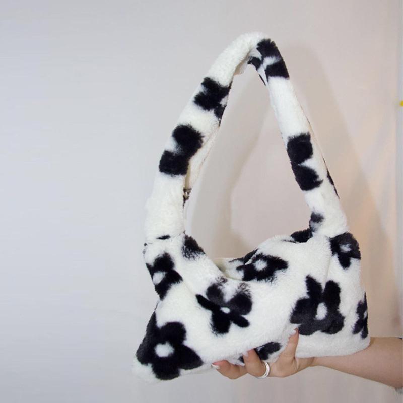 INS Fashion Women Winter Plush Flower Shoulder Underarm Girl French Vintage Retro Faux Fur Handbag Furry Fluffy Handbags, As pic
INS Fashion Women Winter Plush Flower Shoulder Underarm Girl French Vintage Retro Faux Fur Handbag Furry Fluffy Handbags, As pic