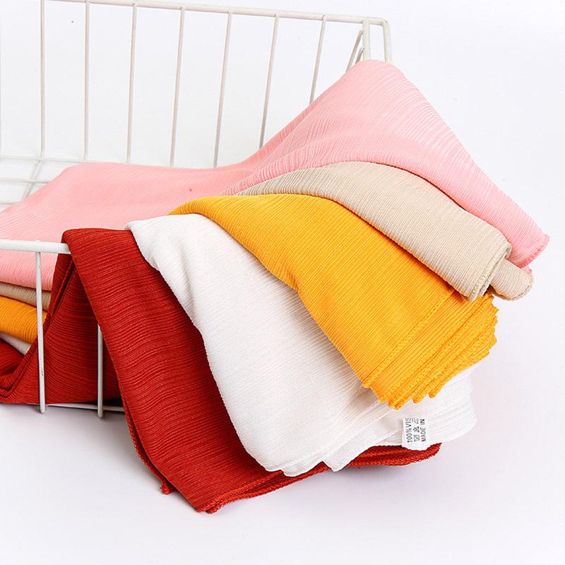 2020 muslim hijab scarf women crinkle head scarf polyester wrinkle shawls and wraps bandana foulard femme turban pleated scarves
2020 muslim hijab scarf women crinkle head scarf polyester wrinkle shawls and wraps bandana foulard femme turban pleated scarves