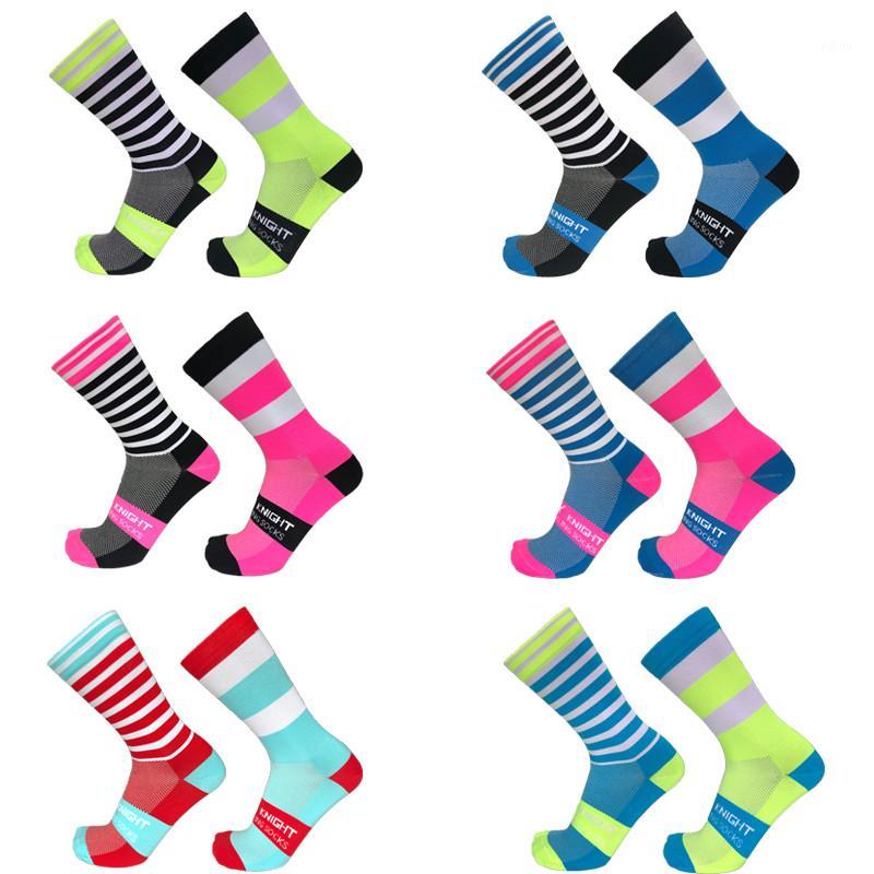 Colorful Stripe Men Women Sports Bike Climbing Polka Dot Cycling Socks Left and Right Feet Compression Running Socks1, Pink blue
Colorful Stripe Men Women Sports Bike Climbing Polka Dot Cycling Socks Left and Right Feet Compression Running Socks1, Pink blue