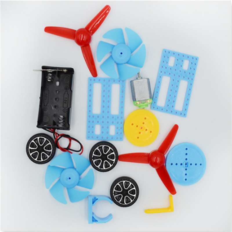 Free Shipping Technology Assembled Tank Scientific Experiment Children's Puzzle Assembly Wheel Toy Model Material
Free Shipping Technology Assembled Tank Scientific Experiment Children's Puzzle Assembly Wheel Toy Model Material