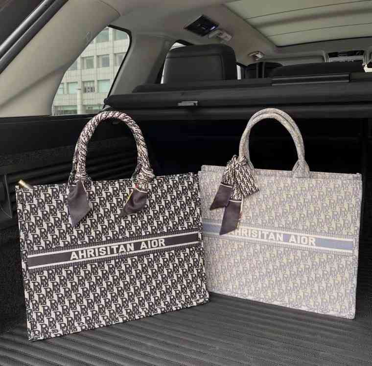 70% off luggage factory wholesale booktote Bag three-dimensional canvas Mommy beach bag large capacity embroidery, Vnzbag521
70% off luggage factory wholesale booktote Bag three-dimensional canvas Mommy beach bag large capacity embroidery, Vnzbag521