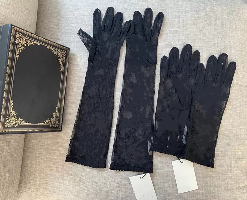 Black Tulle Gloves For Women Designer Ladies Letters Print Embroidered Lace Driving Mittens for Women Ins Fashion Thin Party Gloves 2 Size
Black Tulle Gloves For Women Designer Ladies Letters Print Embroidered Lace Driving Mittens for Women Ins Fashion Thin Party Gloves 2 Size