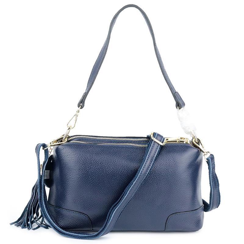 New women's Leather Zipper Shoulder Bag Fashion first layer leather tassel bag, Black
New women's Leather Zipper Shoulder Bag Fashion first layer leather tassel bag, Black