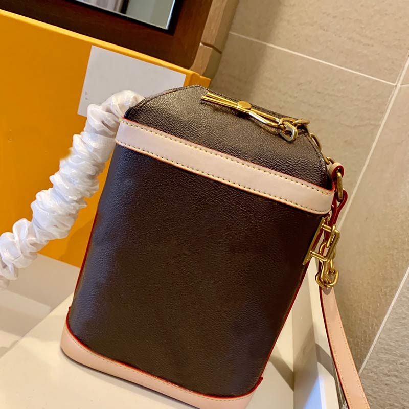 Samll Shoulder Purse Chain Bags For Fashion High Quality Women Genuine Leather Bucket Bag Ladies Crossbody Handbag
Samll Shoulder Purse Chain Bags For Fashion High Quality Women Genuine Leather Bucket Bag Ladies Crossbody Handbag