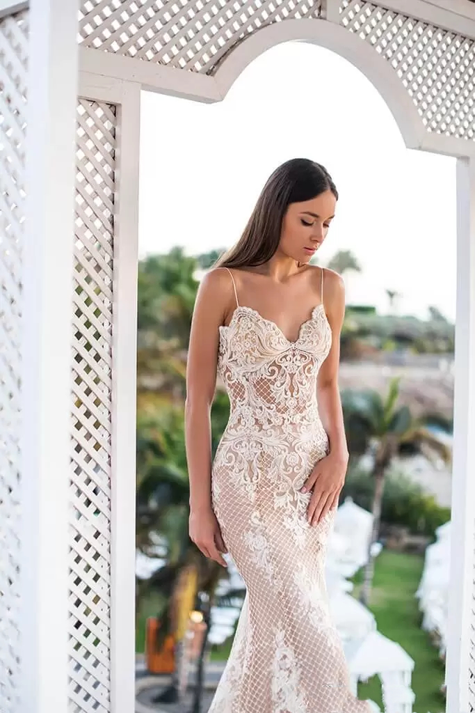 Sexy Boho Lace Mermaid Wedding Dress Spaghetti Straps Long beach Bridal Gowns Pattern Lace Appliqued Middle East Bride Dresses 2022 Summer Robe De Mar