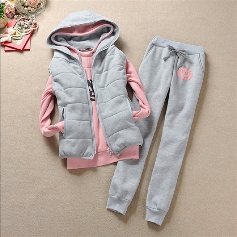 Autumn and winter new Fashion women suit women's tracksuits casual set with a hood fleece sweatshirt three pieces set 201119, Black and red
Autumn and winter new Fashion women suit women's tracksuits casual set with a hood fleece sweatshirt three pieces set 201119, Black and red