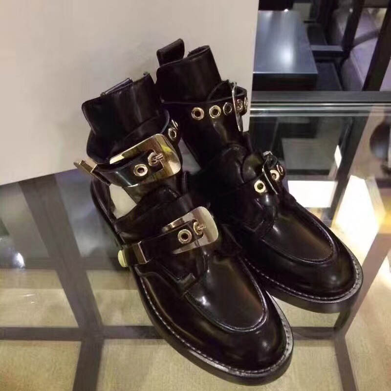 new Top Women Martin Ankle Boots in Black Chunky Heel Platform Knight Motorcycle Cow Leather Designer Winter Boots Size 34-41
new Top Women Martin Ankle Boots in Black Chunky Heel Platform Knight Motorcycle Cow Leather Designer Winter Boots Size 34-41